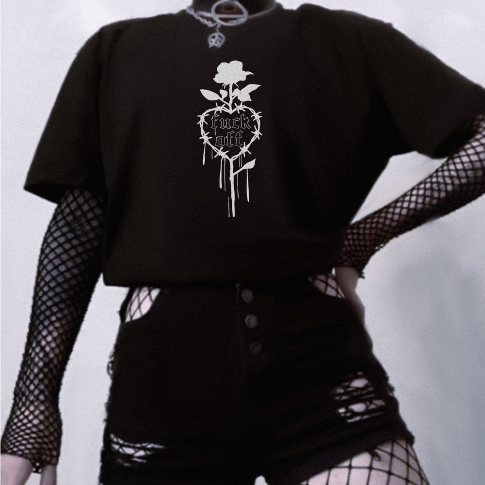 F off tee - Picture 2 of 3